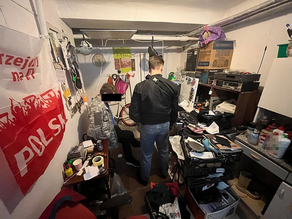 alt='Kradzie� telefonu i narkotyki w piwnicy. 55-latek zatrzymany'