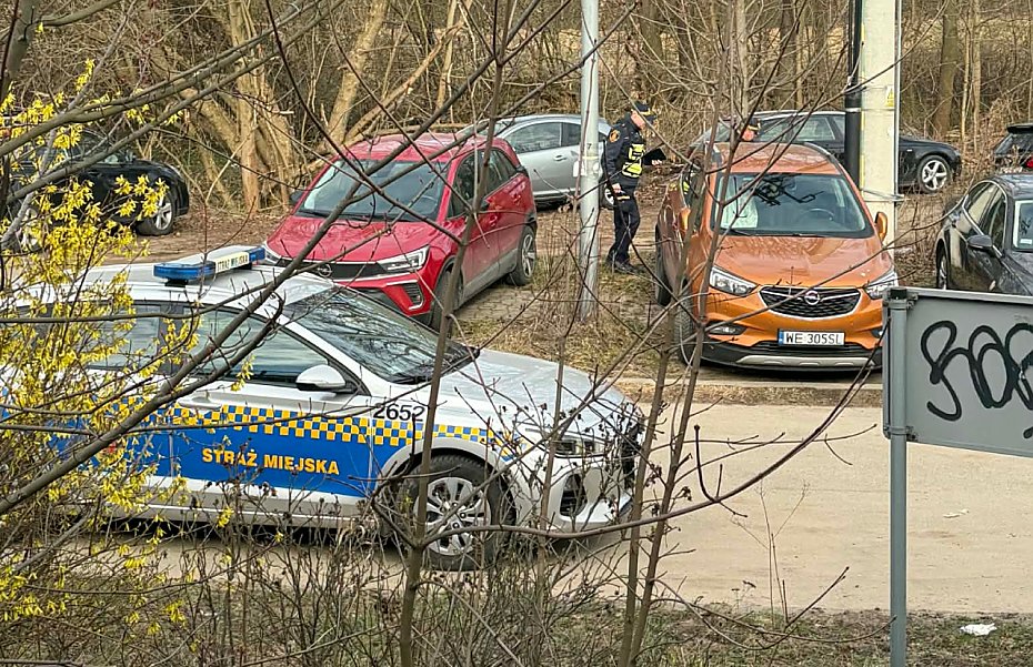 Mandaty przy PKP P�udy. Mieszka�cy: kara za przesiadk� do komunikacji