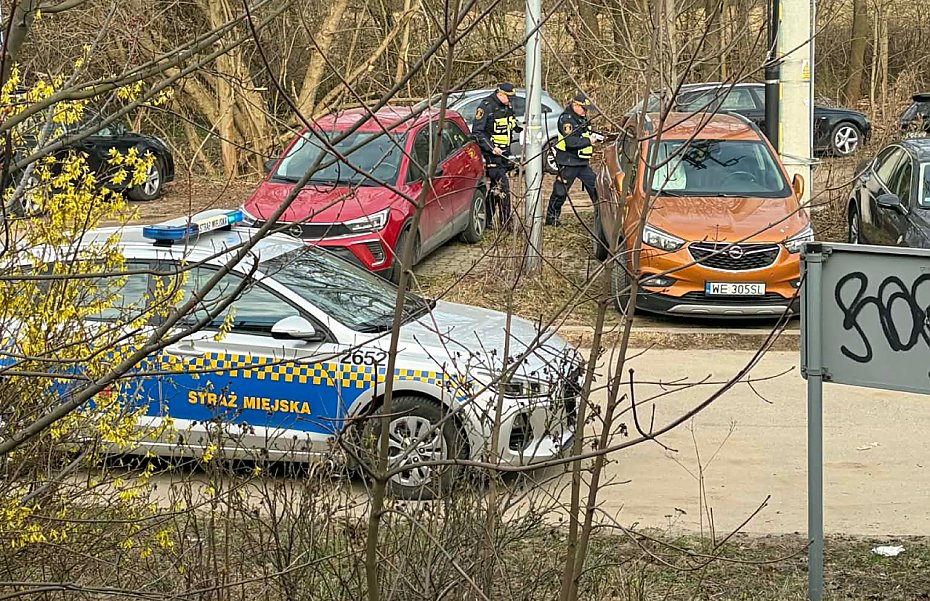 Mandaty przy PKP P�udy. Mieszka�cy: kara za przesiadk� do komunikacji