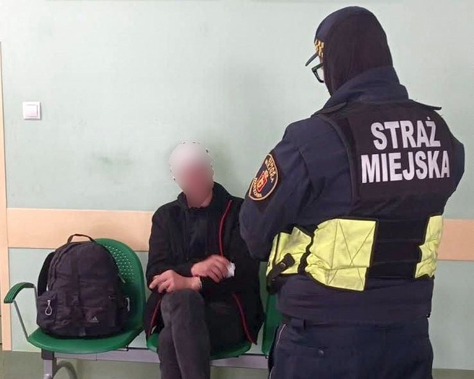 alt='Awantura na Krakowskim Przedmie�ciu. Agresywny m�czyzna trafi� do szpitala'