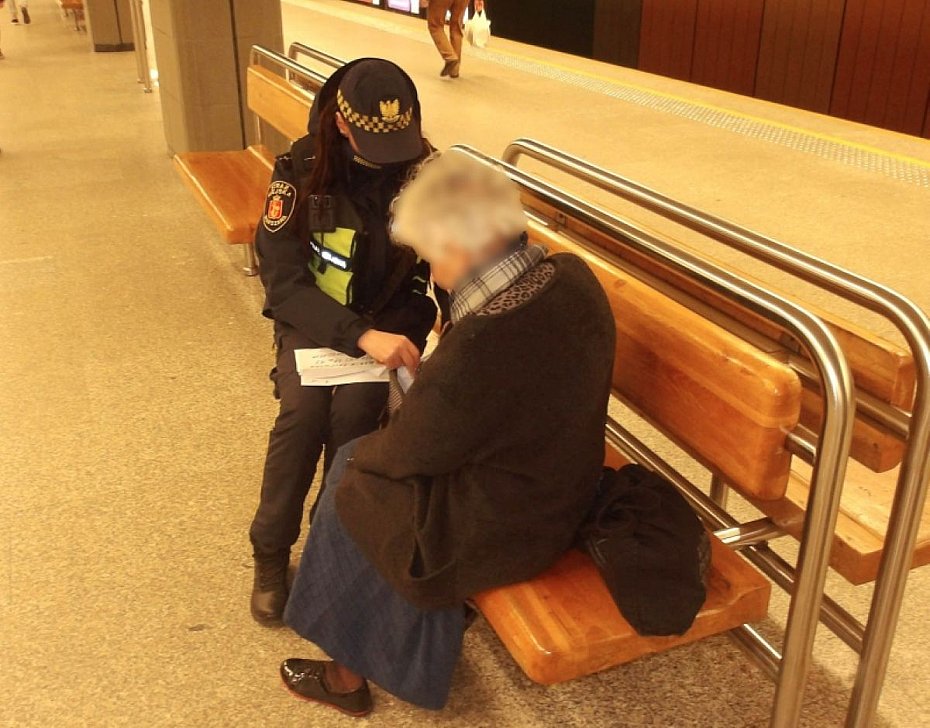 alt='Zagubiona 86-latka. Szybka reakcja stra�y miejskiej'