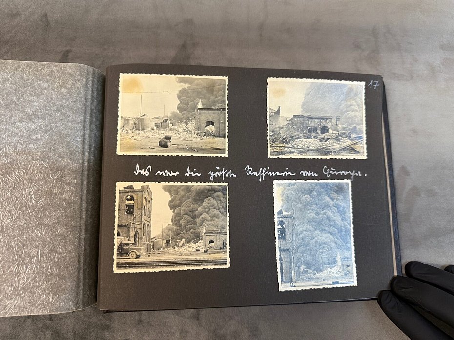 alt='Unikalne fotografie z 1939 roku przekazane do Archiwum Akt Nowych'