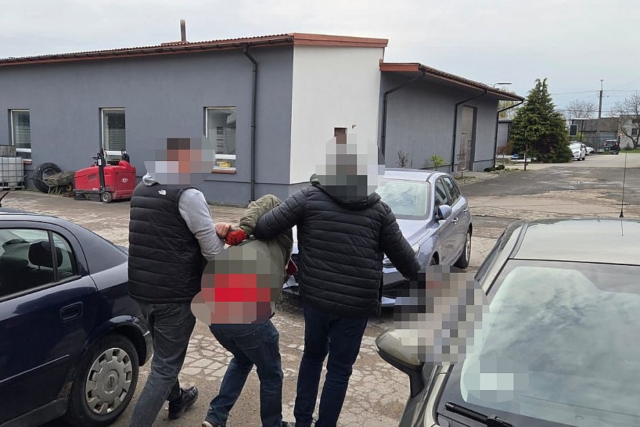 alt='Poszukiwany listem go�czym zatrzymany w pracy'