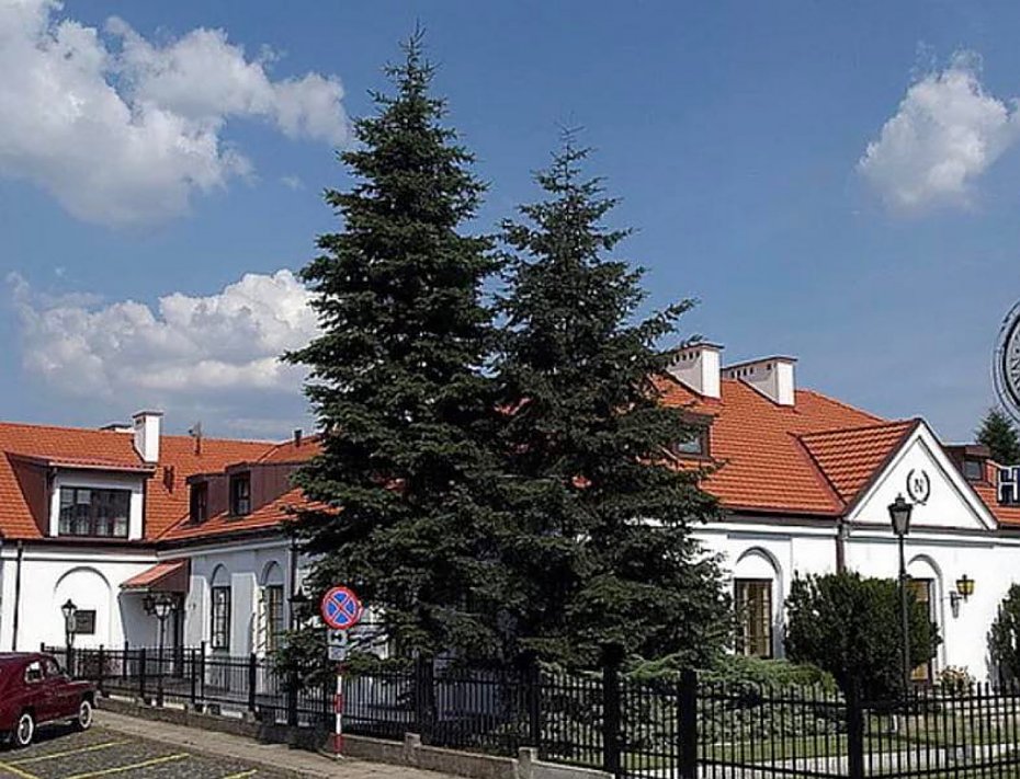 Warszawa kupuje Zajazd Napoleo�ski. Powstanie tam USC