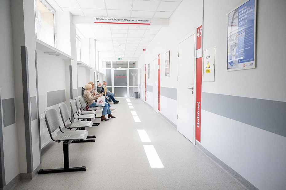 alt='Przychodnia po wielkiej modernizacji. Nowy sprz�t i wi�kszy komfort'