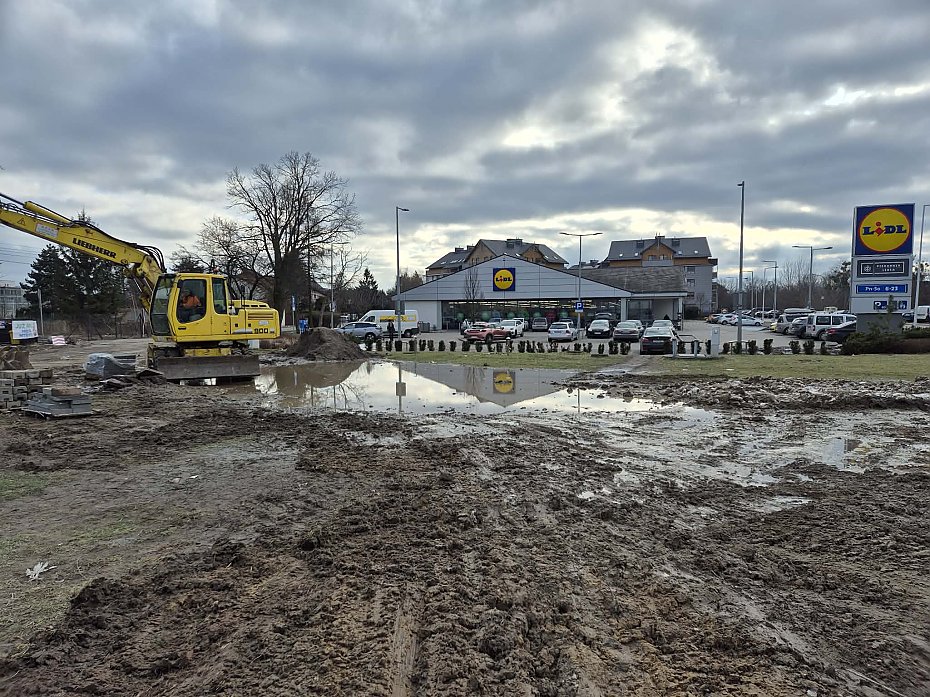 Ulica Mo�dzierzy w ko�cu do przebudowy. Jest przetarg i pieni�dze