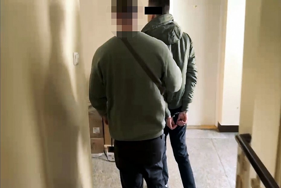 alt='W�ama� si� do restauracji. 18-latek zatrzymany'