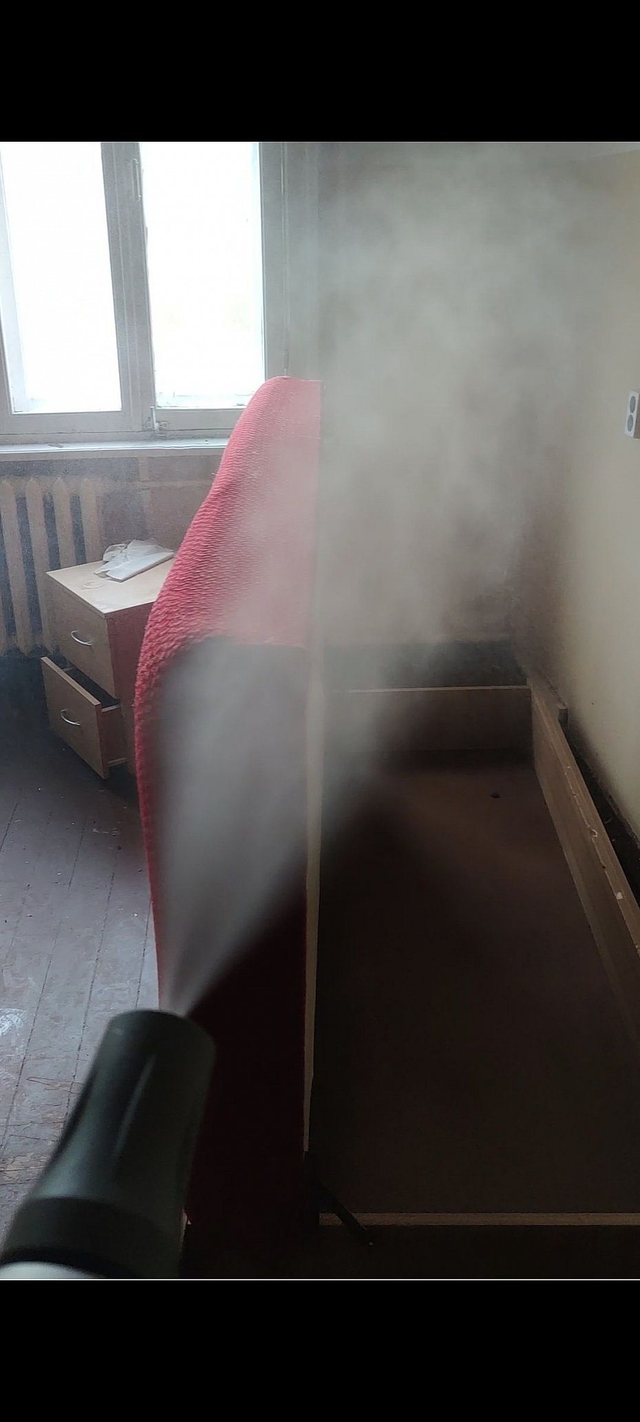 Odpluskwianie Warszawa - zamg�awianie ULV w mieszkaniu