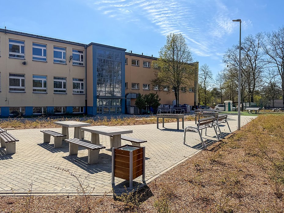 alt='Nowoczesna baza sportowa przy SP 110 na finiszu. Co powsta�o?'