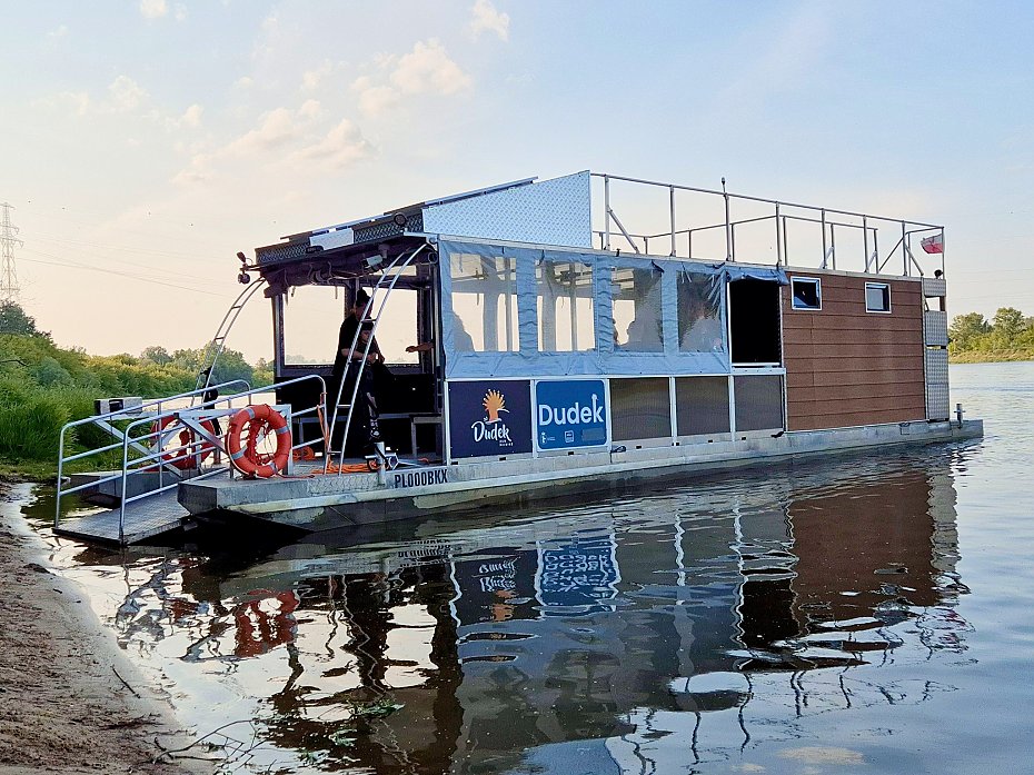 alt='Prom Dudek wraca! Mieszka�cy uratowali przepraw� przez Wis��'