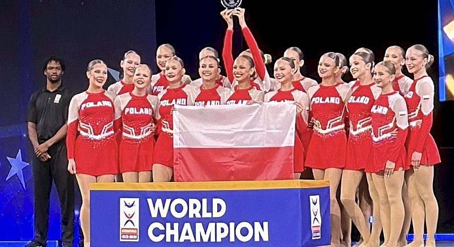 alt='Sukces w USA. Cheerleaderki z regionu ze z�otem Pucharu �wiata'