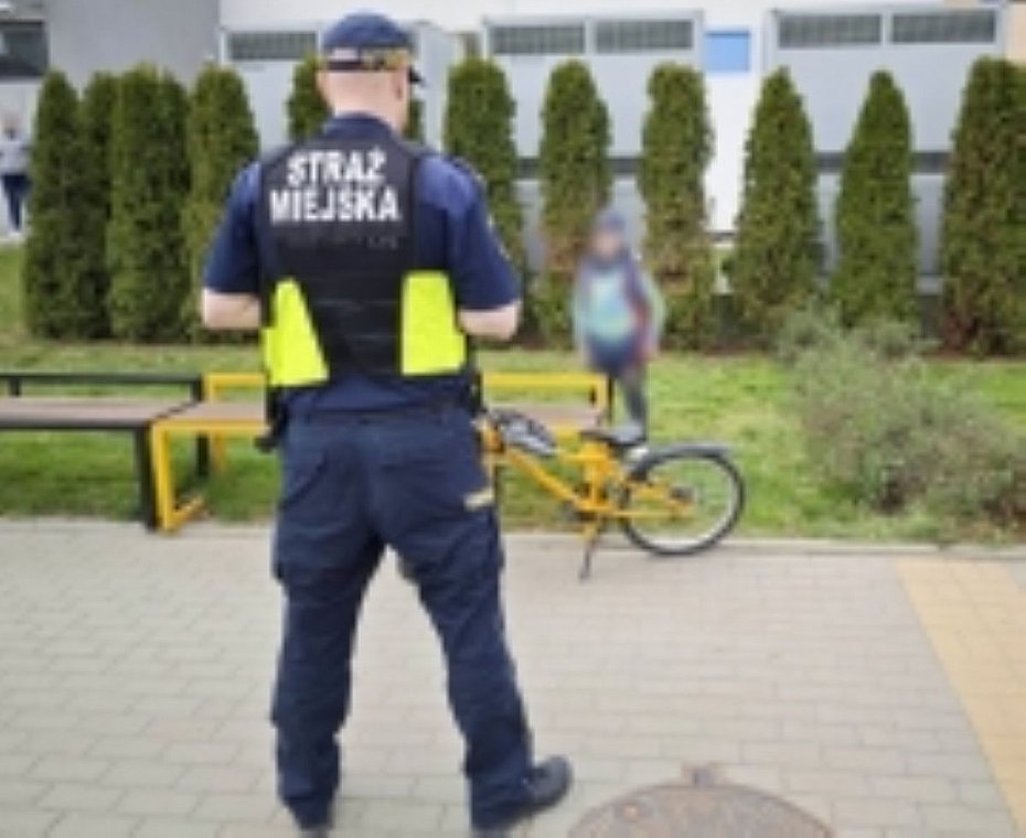 alt='7-latek uciek� ze szko�y. Zatrzyma�a go awaria roweru'