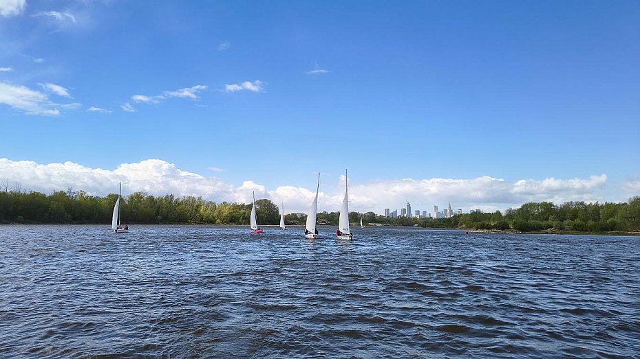 alt='Dzielnica Wis�a zaprasza na fina� otwarcia sezonu. Rejsy, koncerty i wydarzenia'
