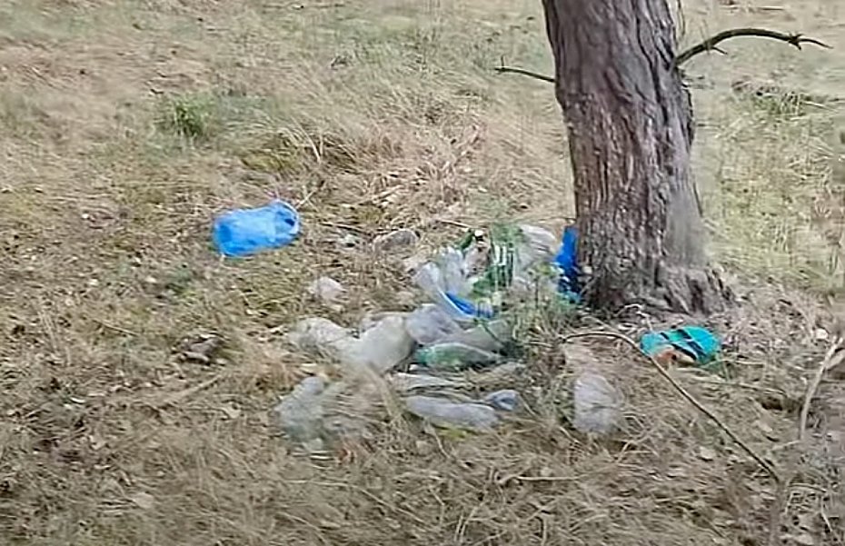 Nad Narwi� zalegaj� �mieci. Le�nicy apeluj� o pomoc