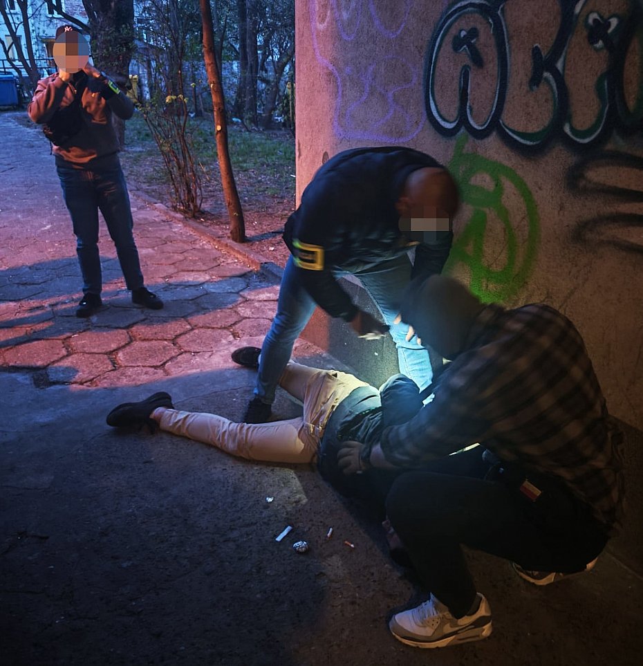 alt='Krad� paliwo seryjnie i je�dzi� bez uprawnie�. 35-latek zatrzymany'