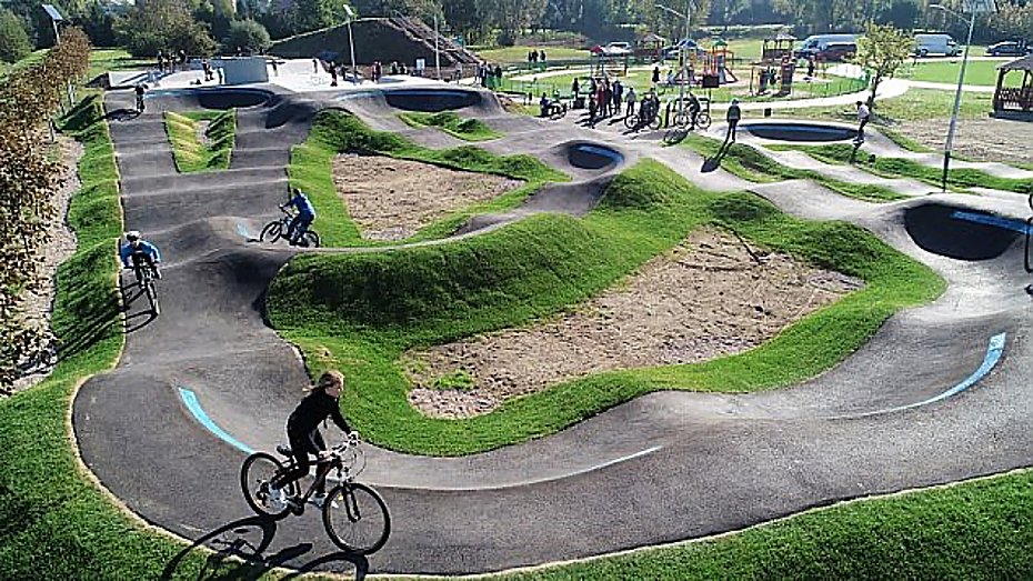 alt='Dwa pumptracki na Bia�o��ce? Jedno ju� pewne, drugie w r�kach mieszka�c�w'