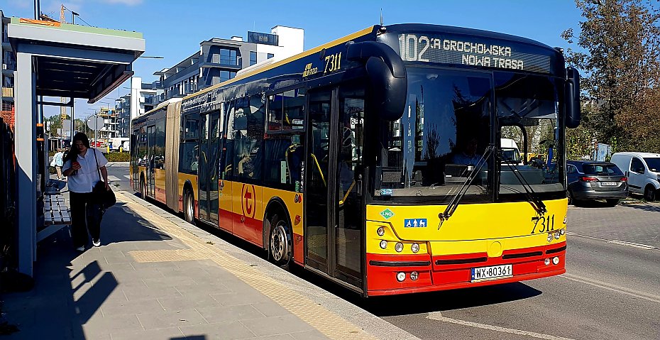 alt='Linia 102 nie pojedzie do Centrum Nauki Kopernik. ZTM odmawia'