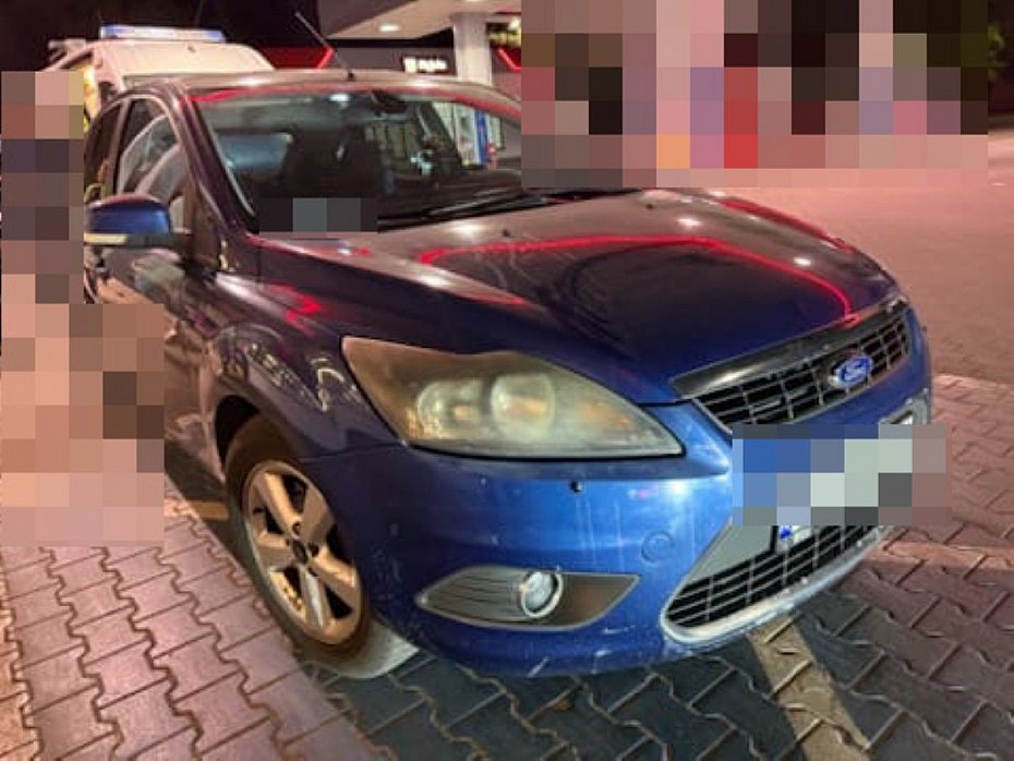 alt='Zaparkowa� jak kr�l, sko�czy� bez auta. Dwa promile i bardzo kosztowny post�j'