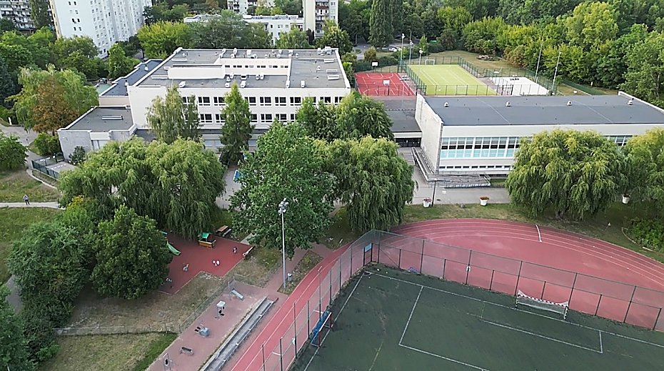 Nowoczesny plac zabaw przy szkole? O wszystkim zdecyduj� mieszka�cy