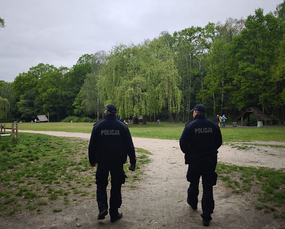 Policja kontroluje Las Kabacki. Mieszka�cy zg�aszali problemy