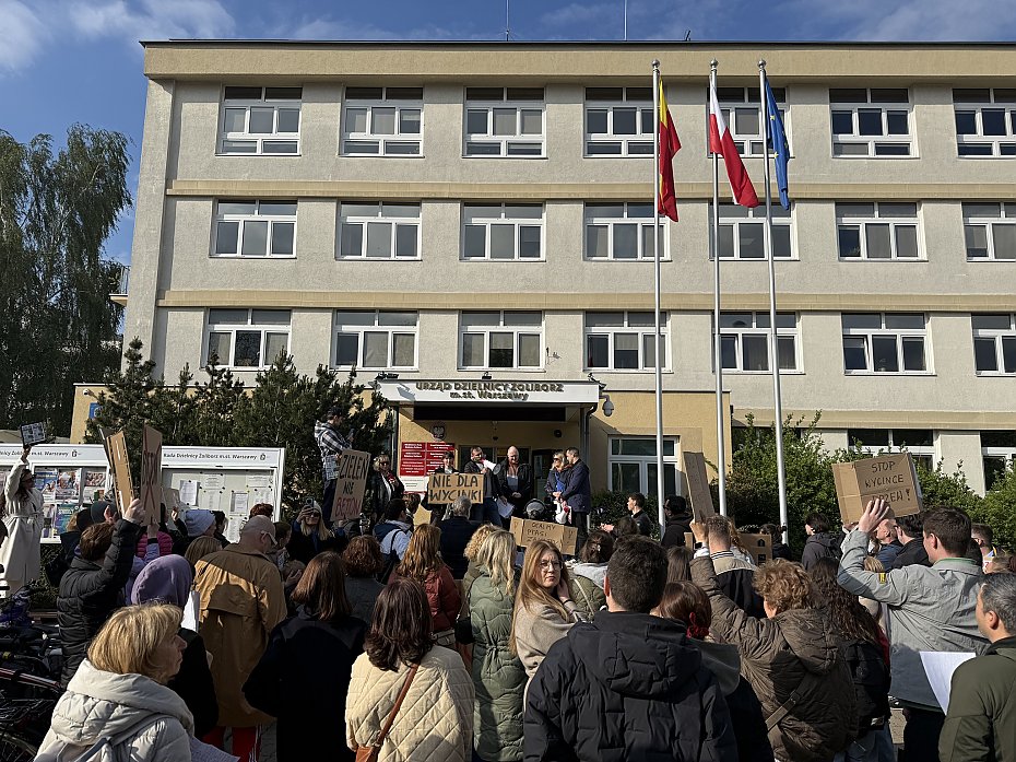 alt='�oliborz zmienia plany dla inwestycji przy Ficowskiego. Urz�dnicy reaguj� na protesty'
