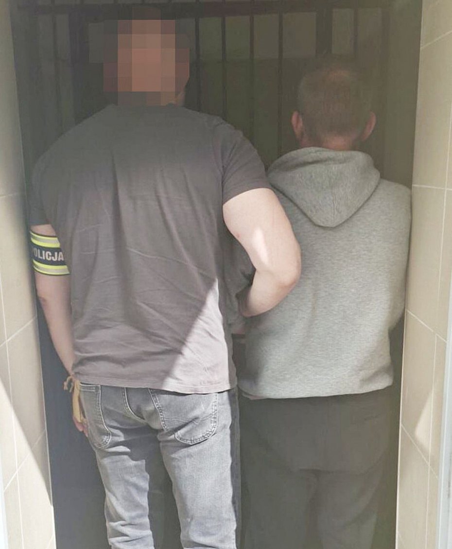 alt='Przemoc domowa. Sprawca trafi� do aresztu'