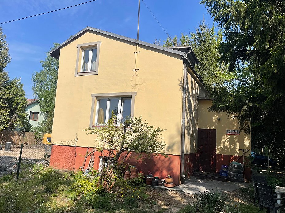 Warszawa wyburzy rodzinny dom pod �cie�k� rowerow�. "445 tys. z� nie starczy nawet na kawalerk�"