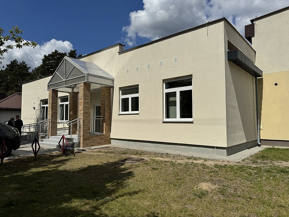 alt='Przychodnia w Niepor�cie po modernizacji. Powsta�a nowa poradnia'
