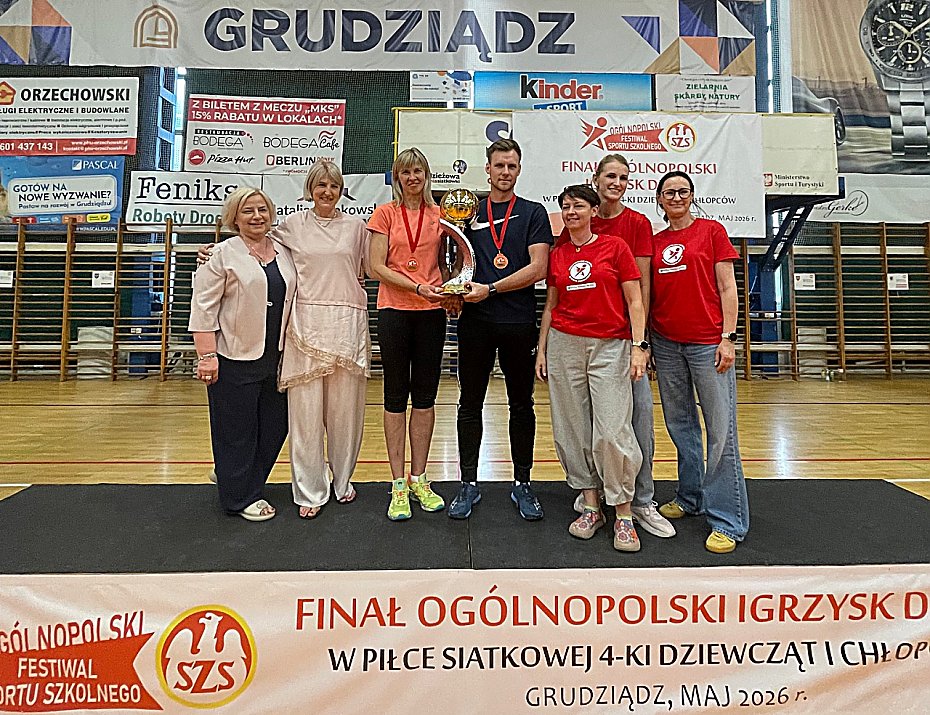 Siatkarki z �oliborza mistrzyniami Polski. Historyczny sukces SP 65