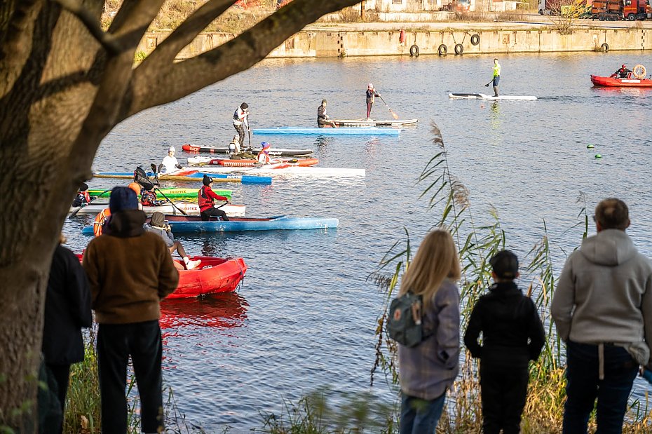 Warszawskie Centrum Sport�w Wodnych na �eraniu? Sportowcy jeszcze poczekaj�