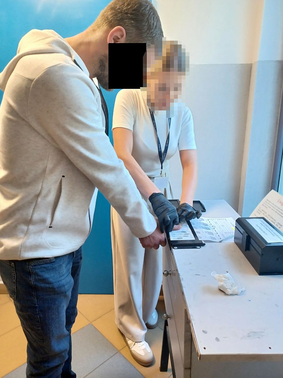 alt='W�amywa� si� do kom�rek lokatorskich i gara�y. 35-latek z trzema zarzutami'