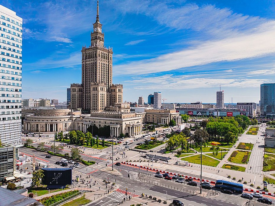 alt='Zmiany wok� Pa�acu Kultury. Powstan� nowe ulice i wi�cej zieleni'