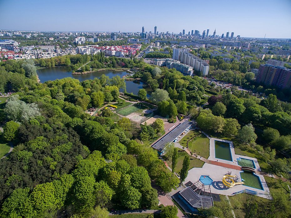 alt='Co z grillowaniem w parku Szcz�liwickim? Mieszka�cy s� podzieleni'