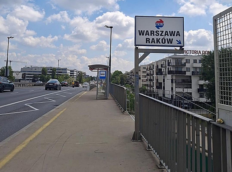 Ruszy� przetarg na przebudow� WKD Warszawa Rak�w. Co zmieni si� na przystanku?