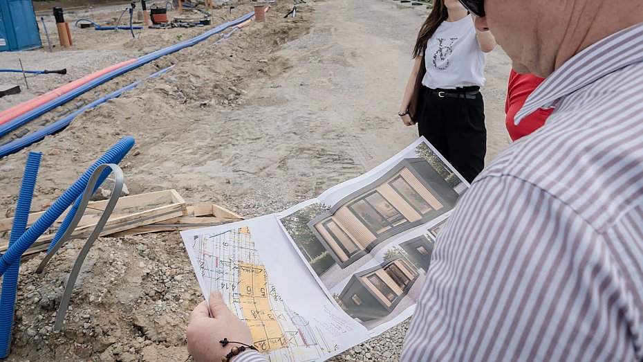 Nowy bazar przy Broniewskiego nabiera kszta�t�w. Co ju� uda�o si� zrobi�?