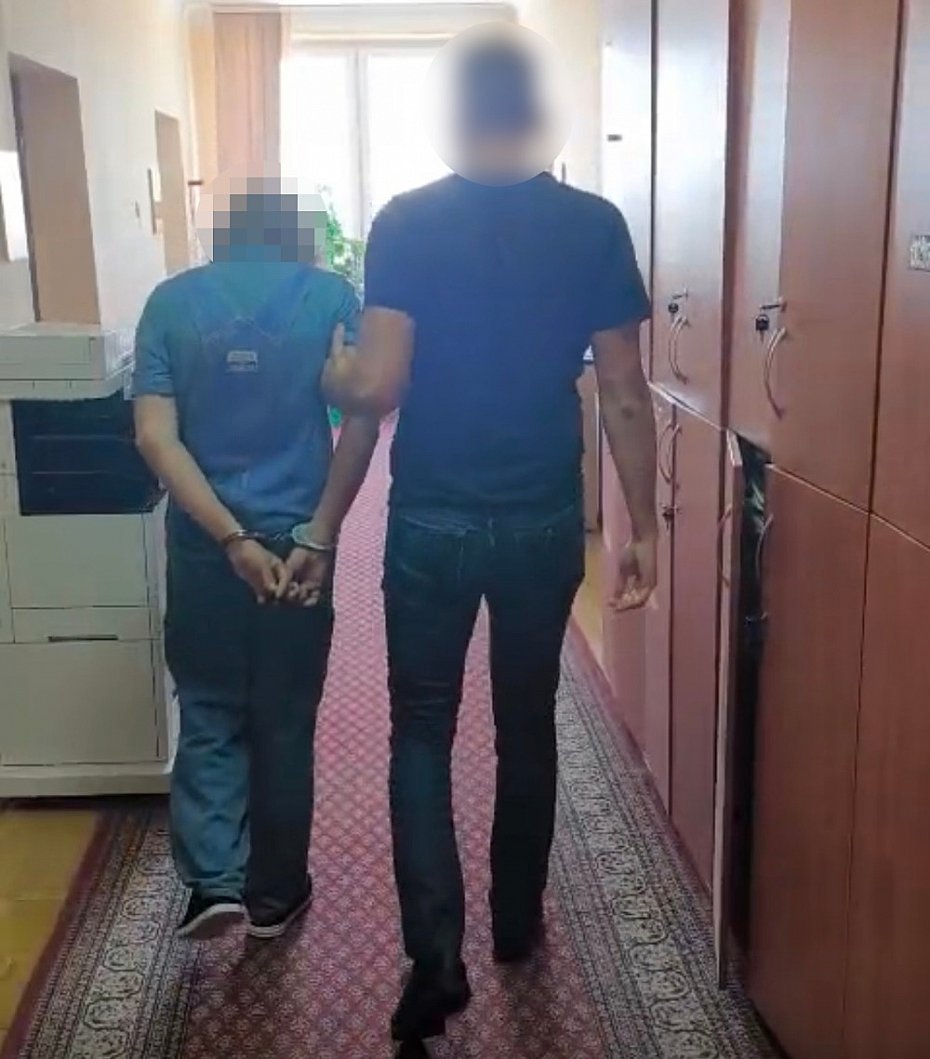 Nie pomogli nieprzytomnemu 55-latkowi. Zabrali jego rzeczy i odeszli
