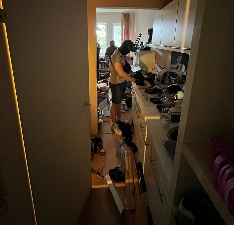 Warszawa: zatrzymani po rozboju w salonie gier. 25-latek trafi� do aresztu