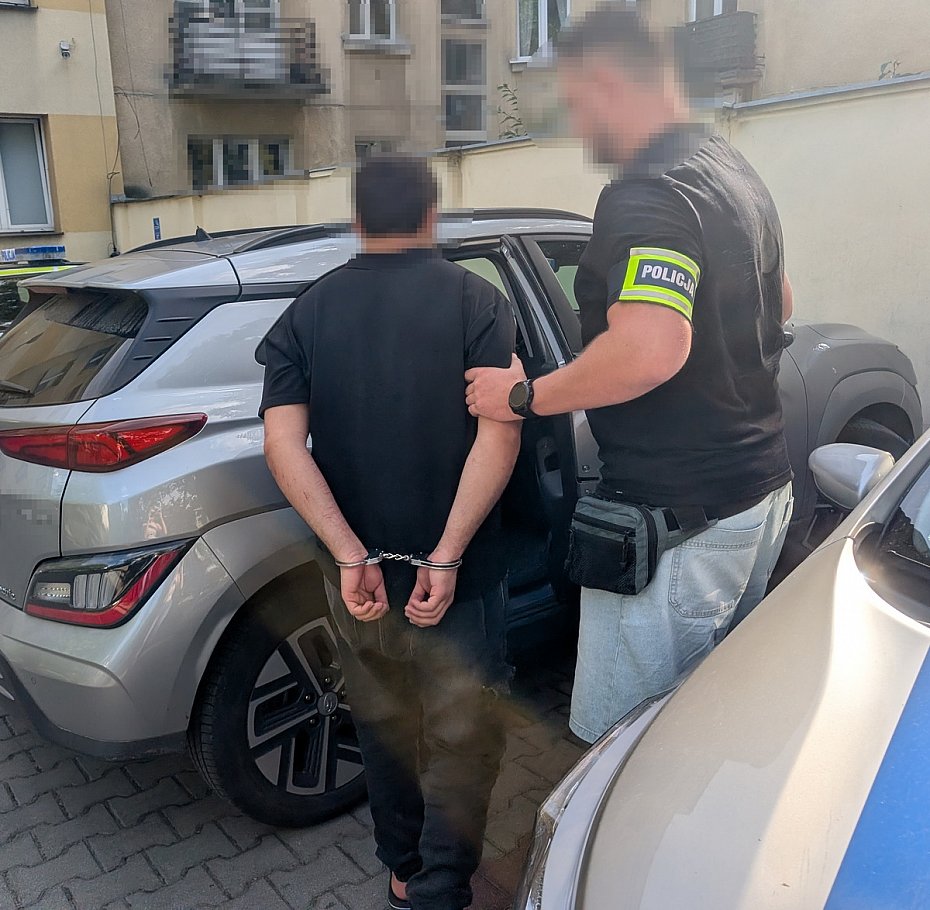 Napad przy wp�atomacie. Pi�ciu podejrzanych trafi�o do aresztu