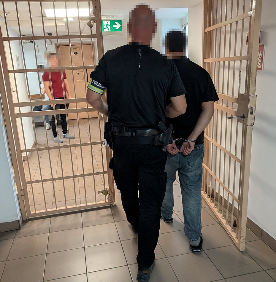 Napad przy wp�atomacie. Pi�ciu podejrzanych trafi�o do aresztu