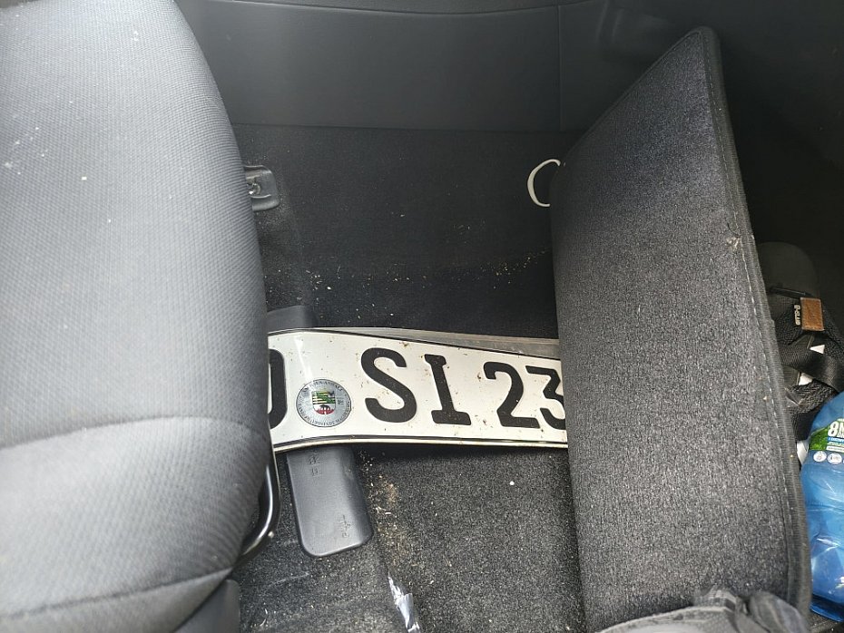 Kobra i CB�P zatrzyma�y 21-latka. Toyota warta 130 tys. z� by�a skradziona