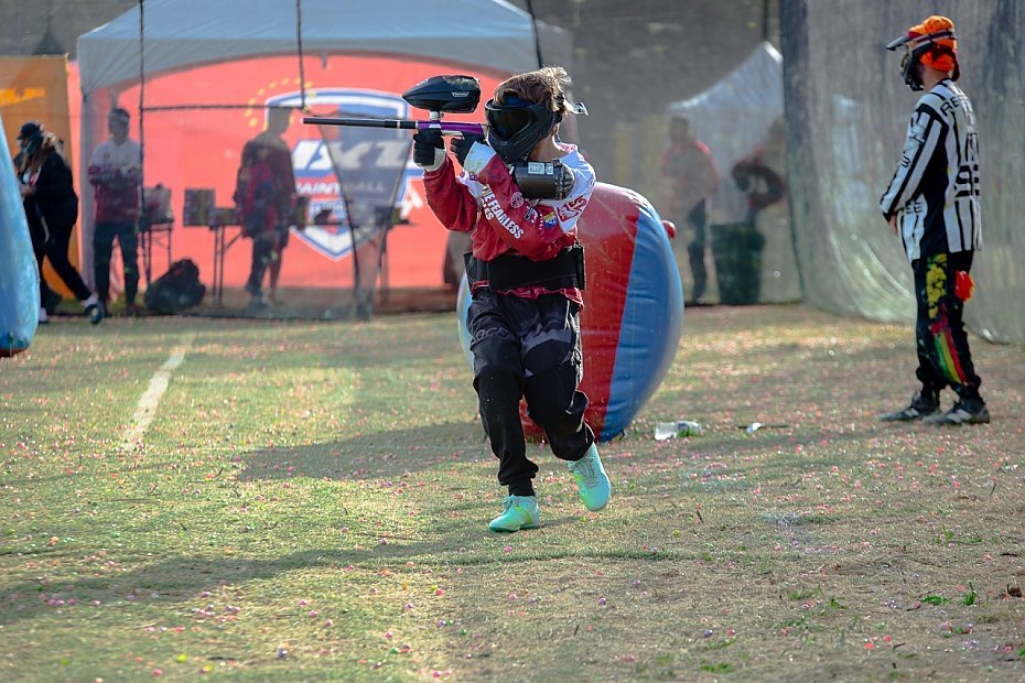 Polska najlepsza w paintballu. W kadrach mieszka�cy Bemowa