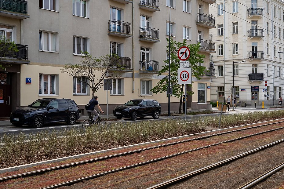 Rakowiecka bez ci�g�ej drogi rowerowej. Co na to ZDM?