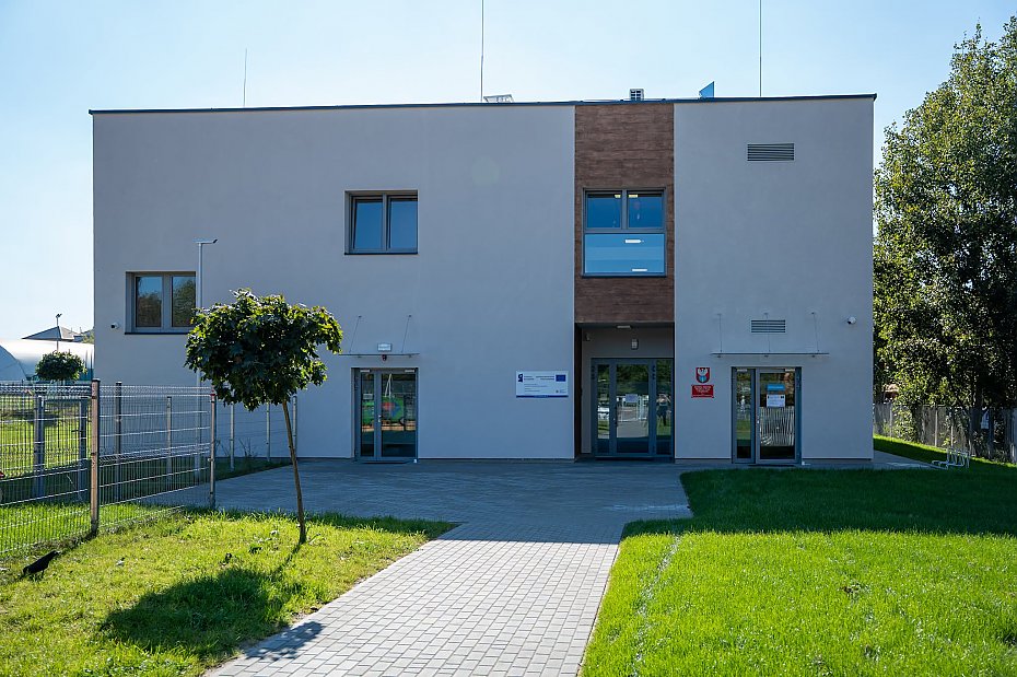 Nowy ��obek w Legionowie ju� dzia�a. Przyjmuje jeszcze dzieci