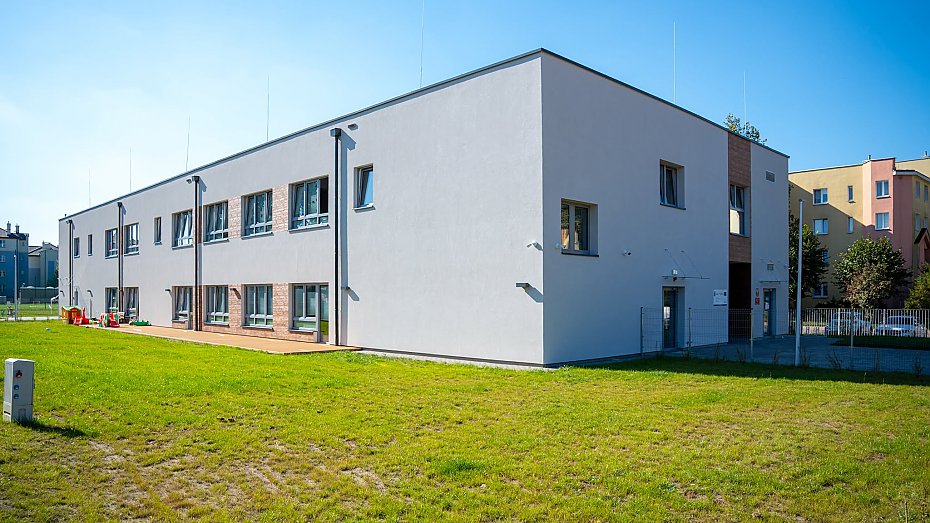 Nowy ��obek w Legionowie ju� dzia�a. Przyjmuje jeszcze dzieci