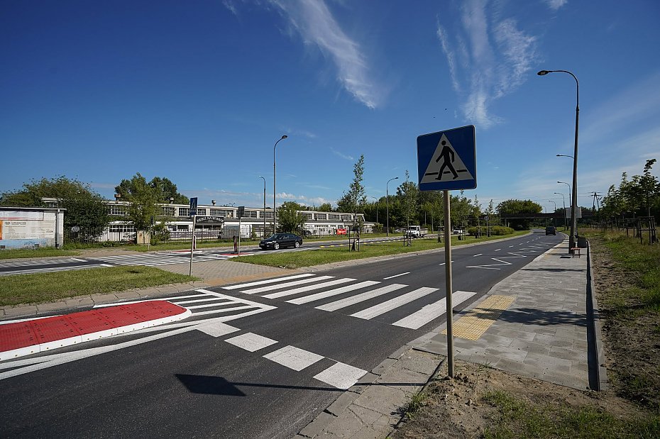 P�ochoci�ska z rondami, azylami dla pieszych i drog� rowerow�? Jeszcze poczekamy