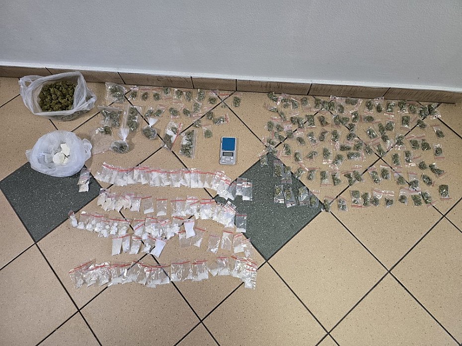 Ponad 640 gram�w narkotyk�w i dwoje zatrzymanych