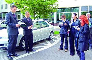 Dowód przyjedzie w limuzynie burmistrza