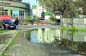 Jak stała, tak stoi