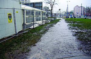 Lodowisko kosztem chodnika