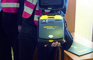 Defibrylator w każdym urzędzie